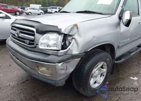2002 Toyota Tundra Sr5 V8 z USA, uszkodzony, nr VIN 5TBRT34122S270133